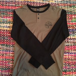 Long sleeve Volcom shirt